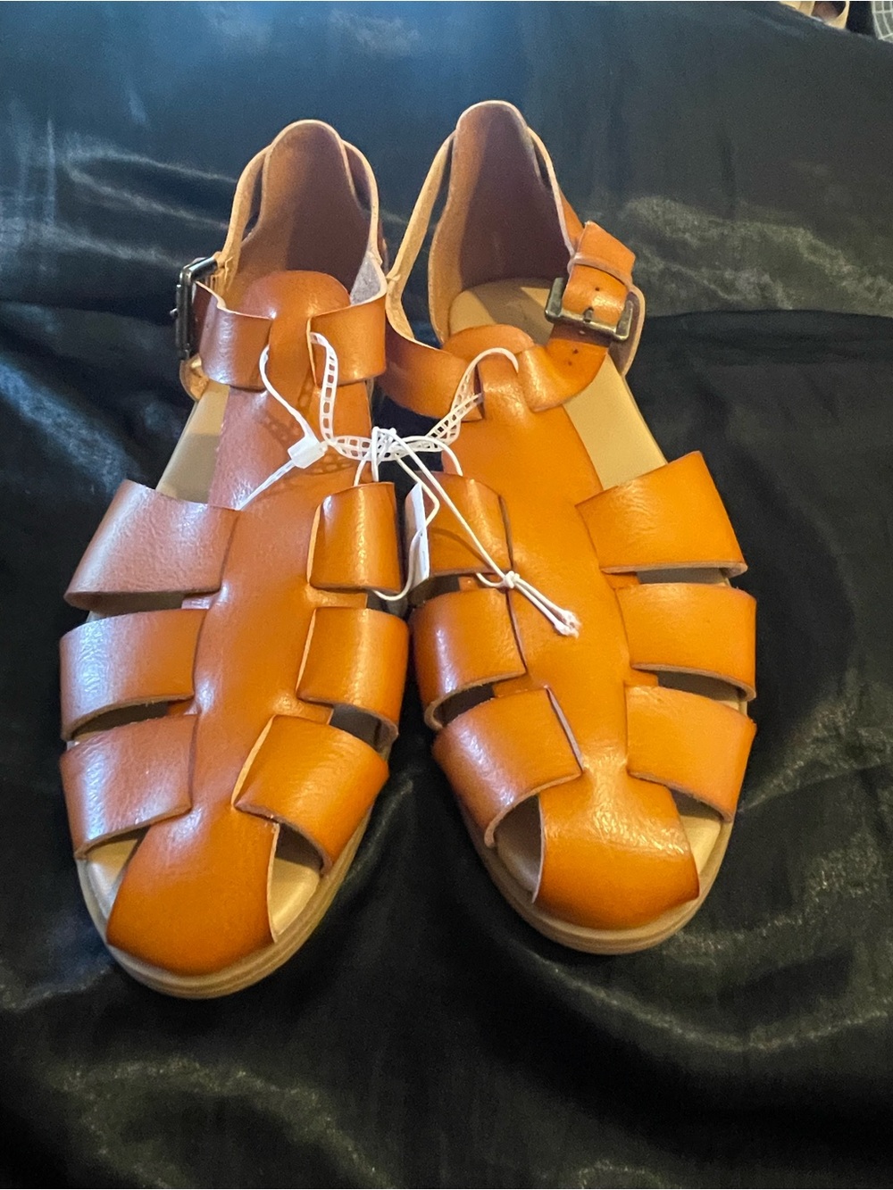 OLD NAVY LEATHER SANDALS IN ORANGE